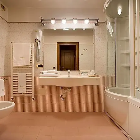 Hotel Compagnoni