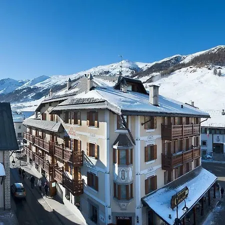 Hotel Compagnoni 3*